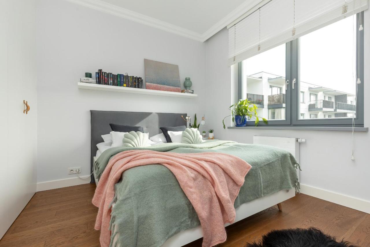 Cozy Apartment Gieysztora Wilanow By Noclegi Renters Varsó Kültér fotó